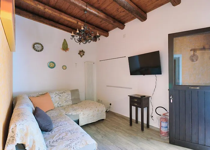 Terrazza Dei Coralli 아파트 *